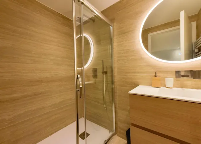 2p De Standing A 100m Du Palais - 2p De Standing A 100m Du Palais Mae-2683 * Cannes